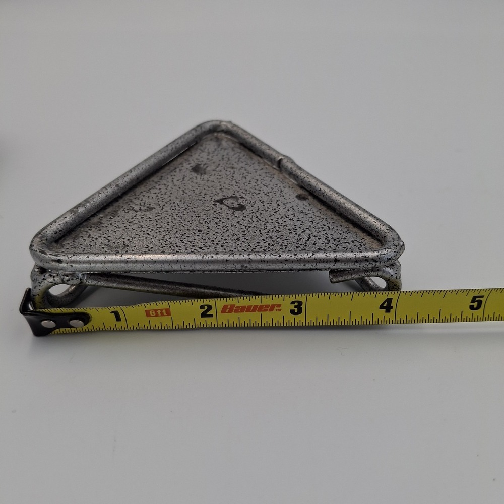 Set of 2 Mexican Metal Candle Holders Oval Triangular 1 Inch Tall Footed Unique - Picture 8 of 11
